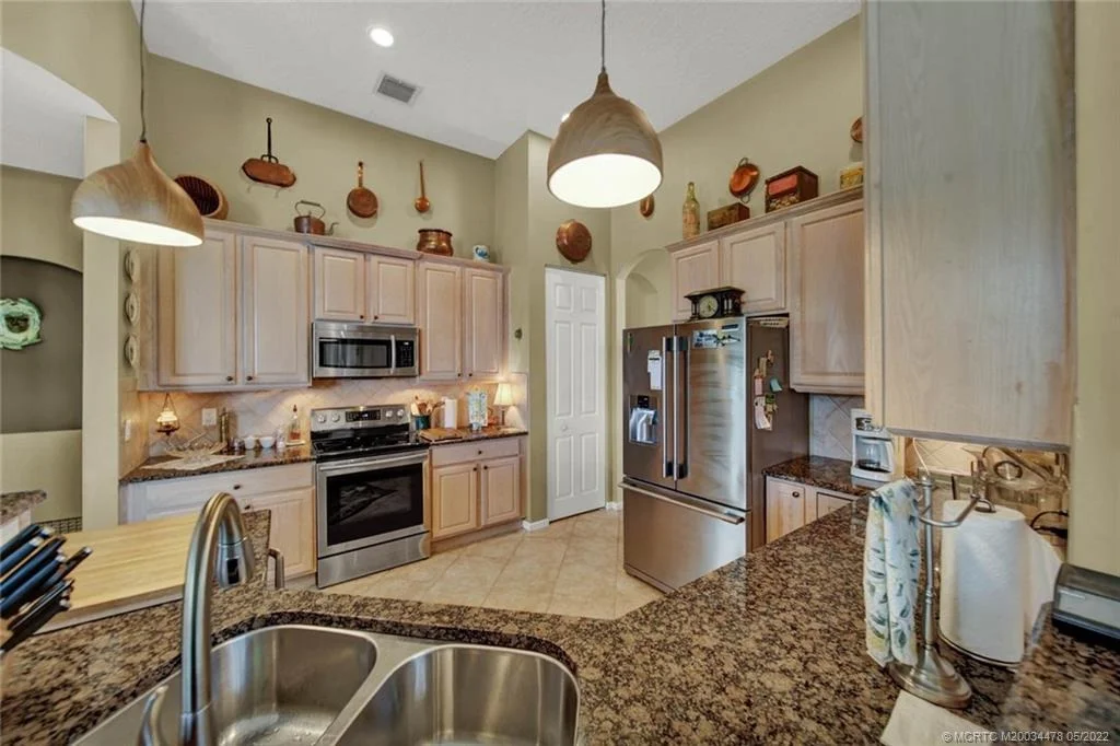 Photo of 1264 SE Illusion Isle Way