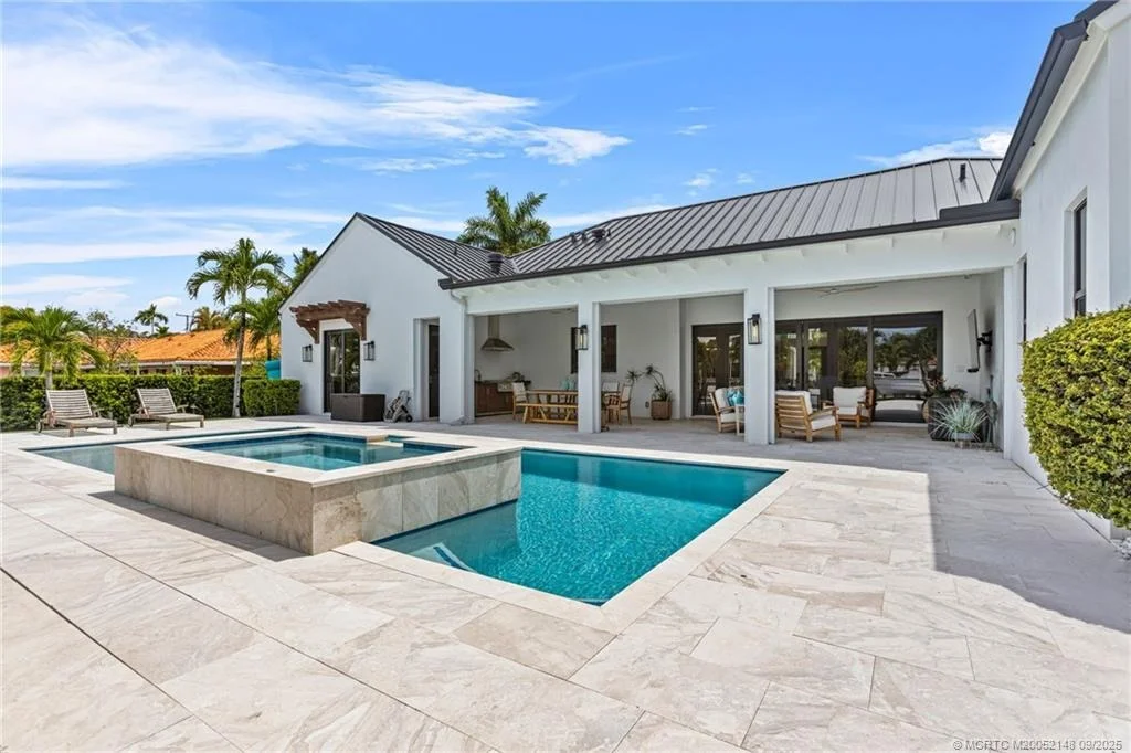 Photo of 1110 Fairview Lane