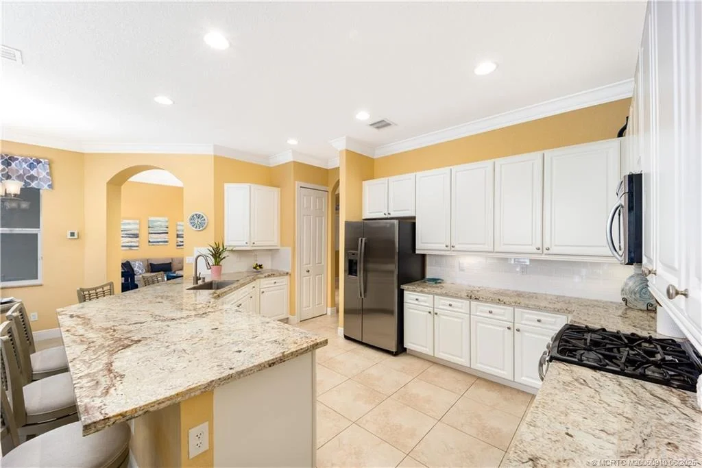 Photo of 155 SE Ethan Terrace