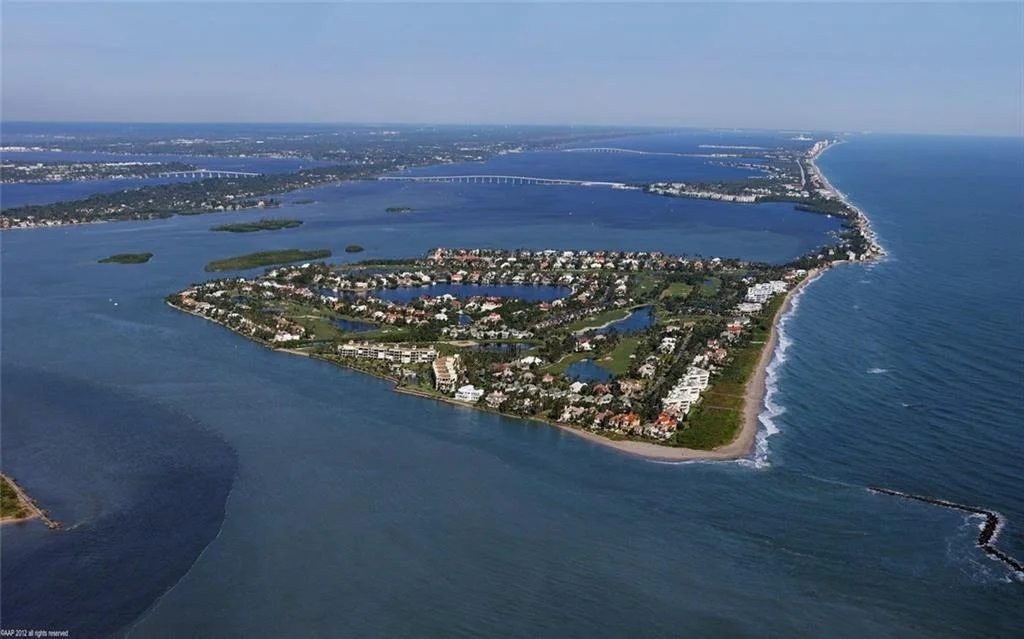 Photo of 6934 SE Harbor Circle