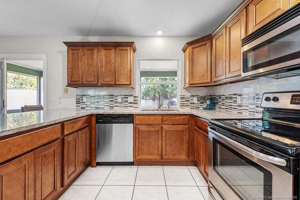 Photo of 3143 SE Banyan Street