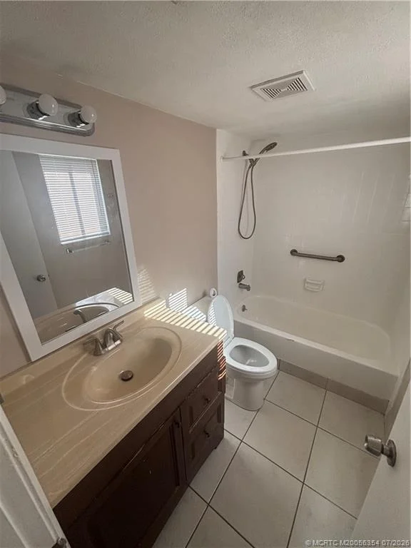 Photo of 702 NW Fork Road