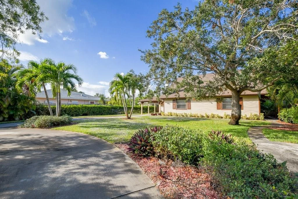 Photo of 4961 SE Pompano Terrace