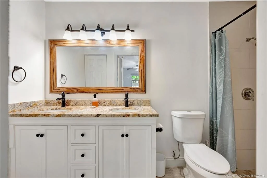 Photo of 5914 SE Mitzi Lane