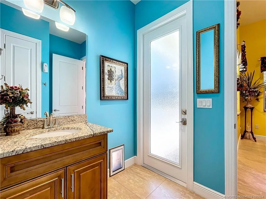Photo of 4459 SE Bayshore Terrace
