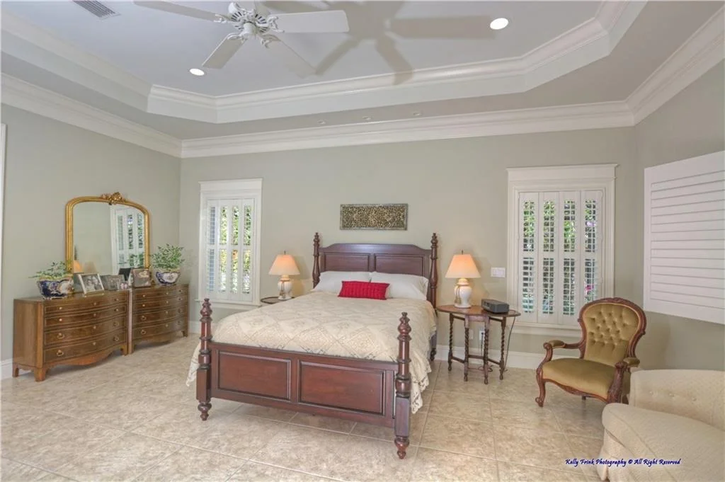 Photo of 282 SE Harbor Point Drive