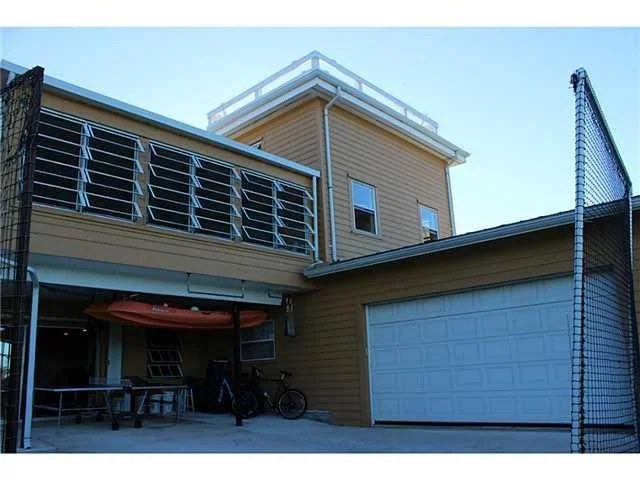 Photo of 1225 NE Oceanview Circle