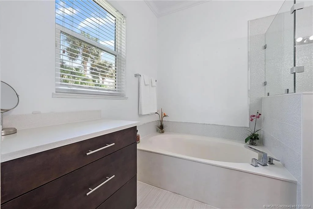 Photo of 511 NW Ember Way