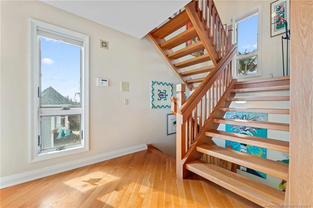 Photo of 777 SE MacArthur Boulevard