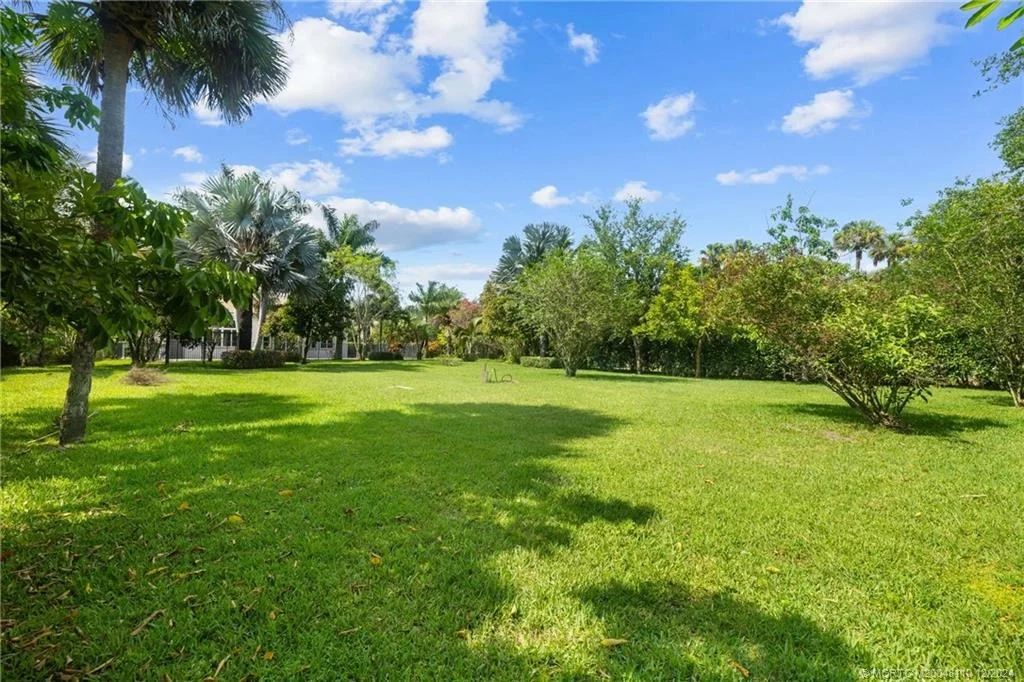 Photo of 275 SW Lost River Road
