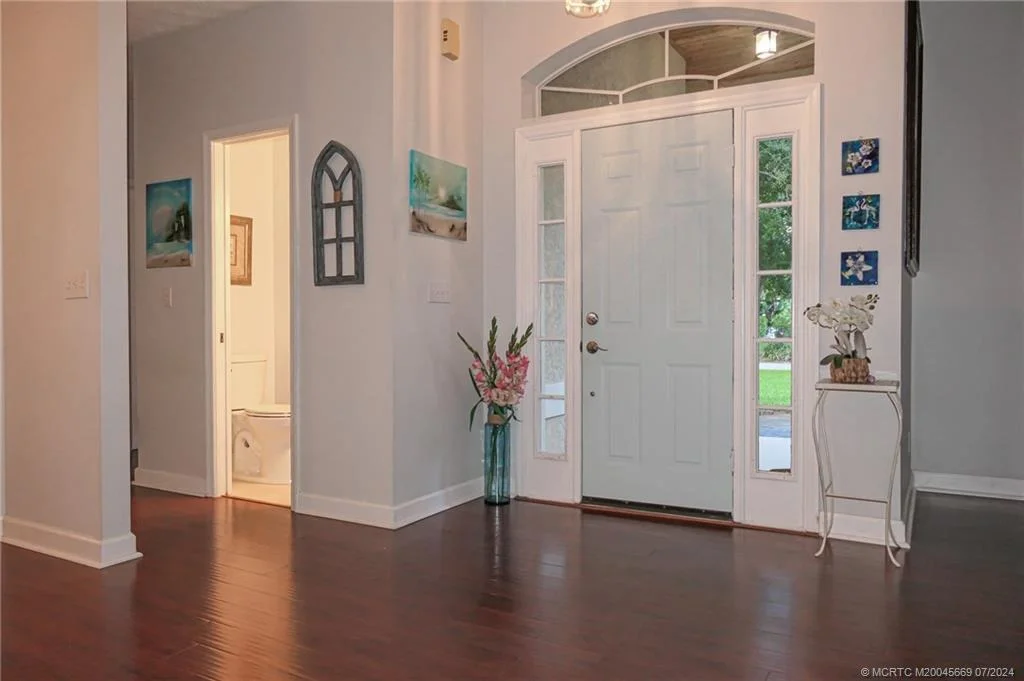 Photo of 2119 SW Danforth Circle
