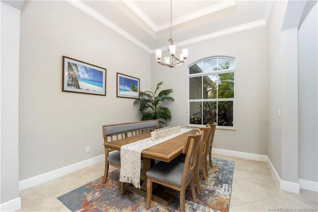 Photo of 221 SE Ethan Terrace