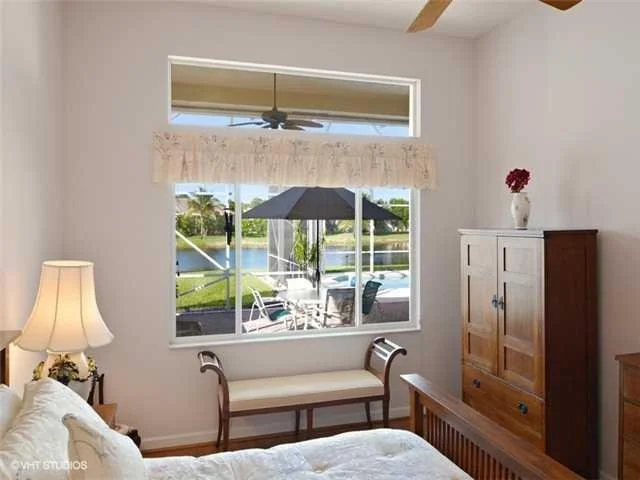 Photo of 7005 SE Bay Hill Drive