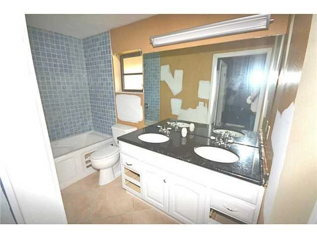 Photo of 3601 SE Fairway West