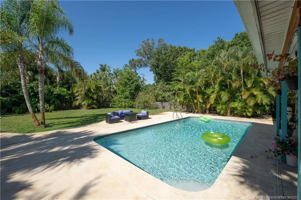 Photo of 803 NW Spruce Ridge Drive