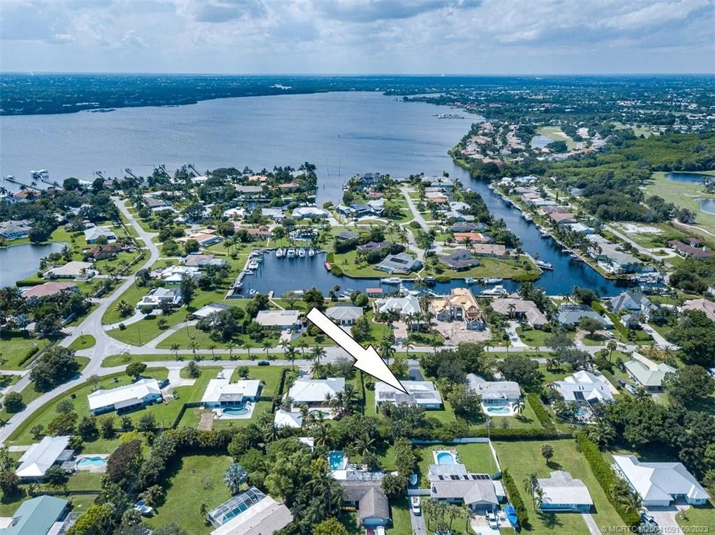 Photo of 2481 NW Everglades Boulevard