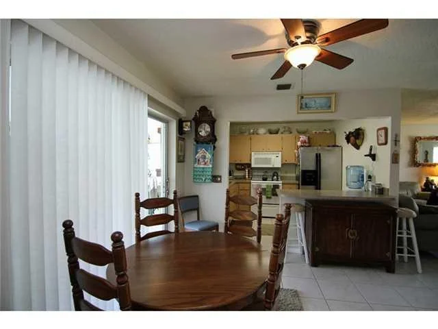 Photo of 1153 SE Dolphin Drive