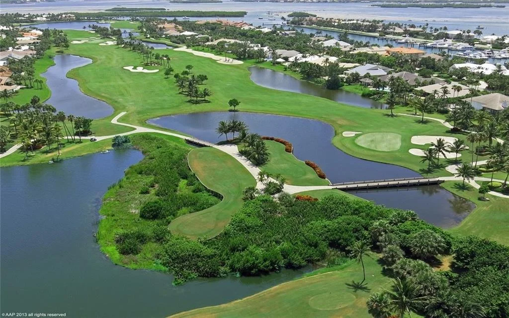 Photo of 6934 SE Harbor Circle