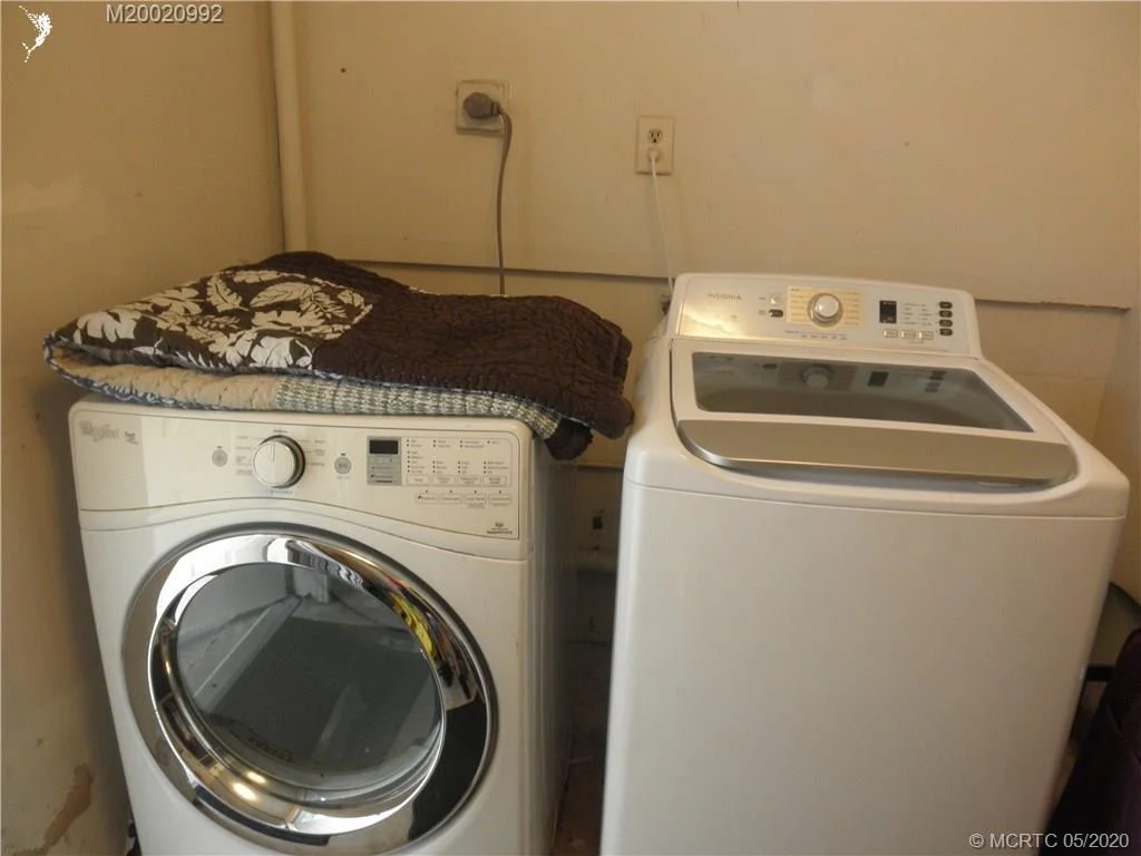 Photo of 1750 NW Sunset Boulevard