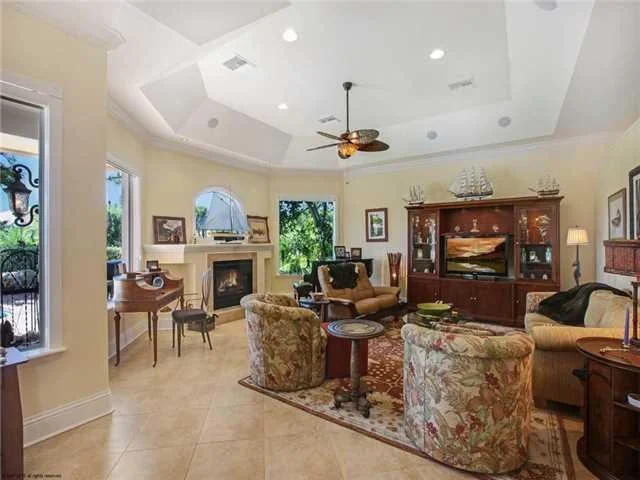 Photo of 1488 NW Lake Point