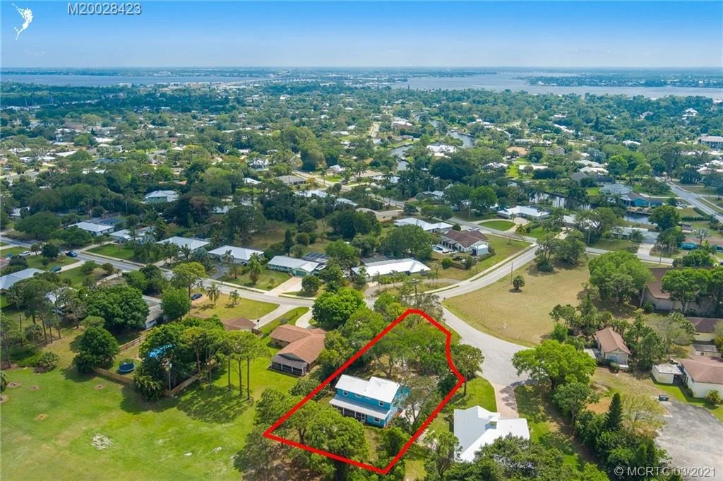 Photo of 1535 NW Quail Circle