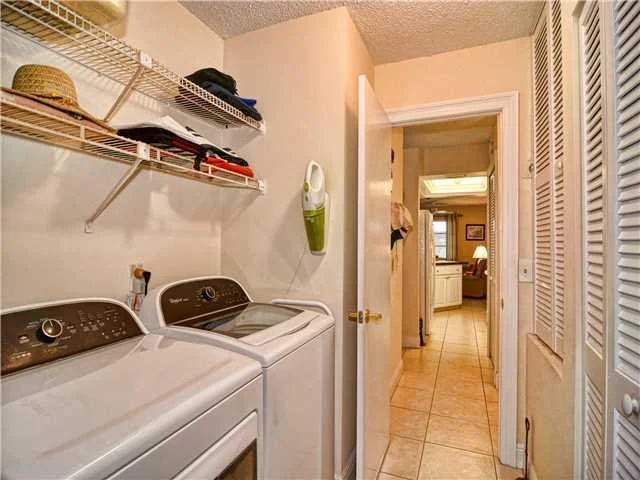 Photo of 1835 SE El Pinar Lane