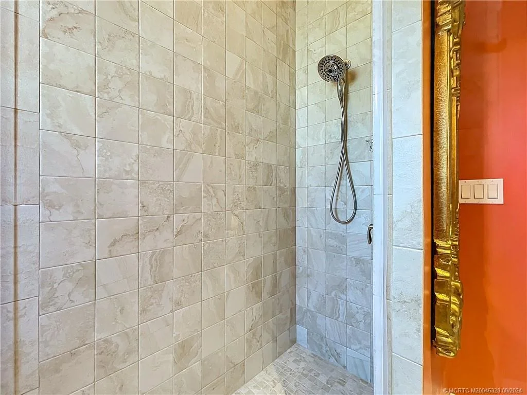 Photo of 4459 SE Bayshore Terrace