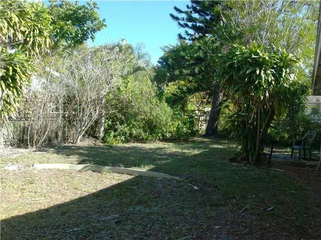 Photo of 4886 SE Manatee Terrace