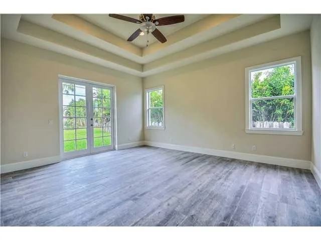 Photo of 4370 SE Bayshore Terrace