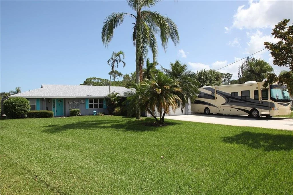 Photo of 817 SE Krueger Parkway