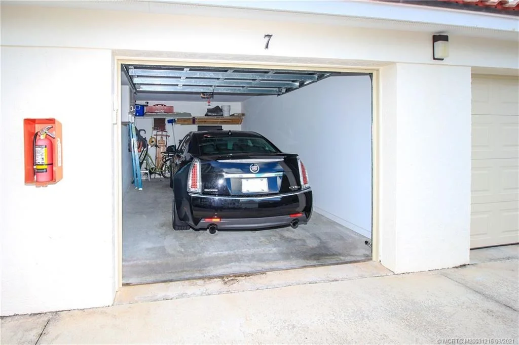 Photo of Unit PHA1 at 3100 N Highway A1A