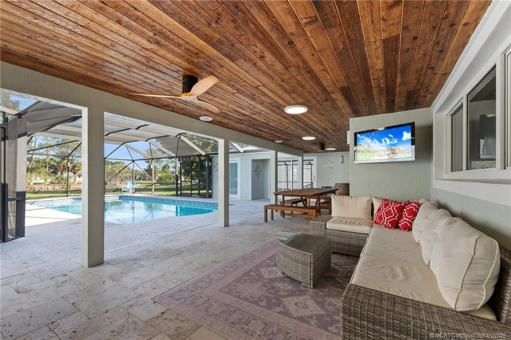 Photo of 1275 NW Pine Lake Drive