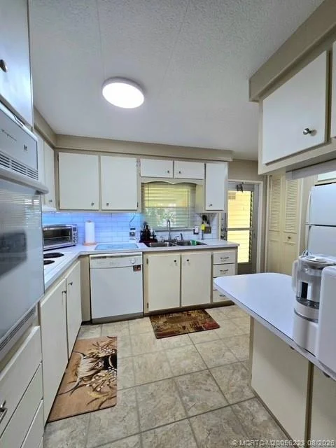 Photo of 6322 Cypress Lane