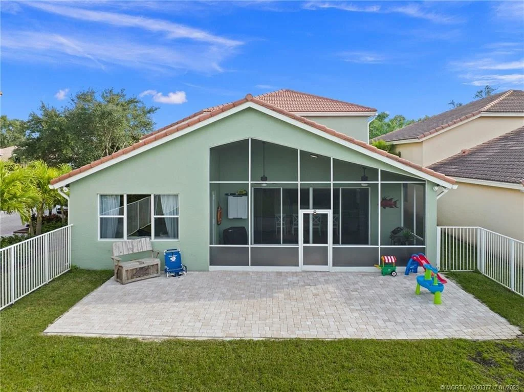 Photo of 1341 SE Fleming Way