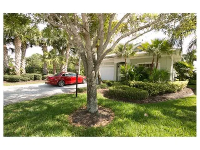 Photo of 2114 NW Plumbago Trail
