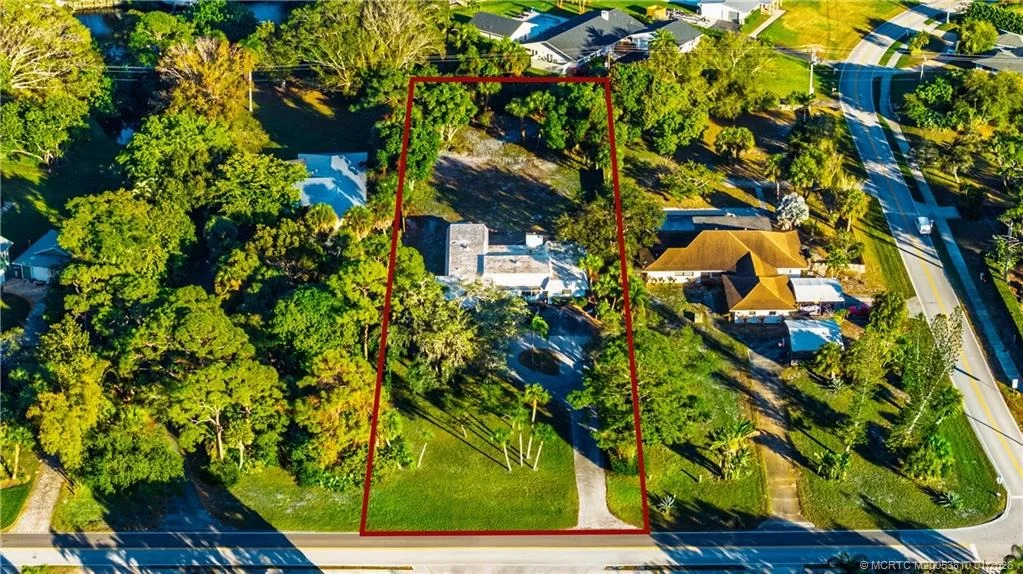 Photo of 1103 NW Pine Lake Drive