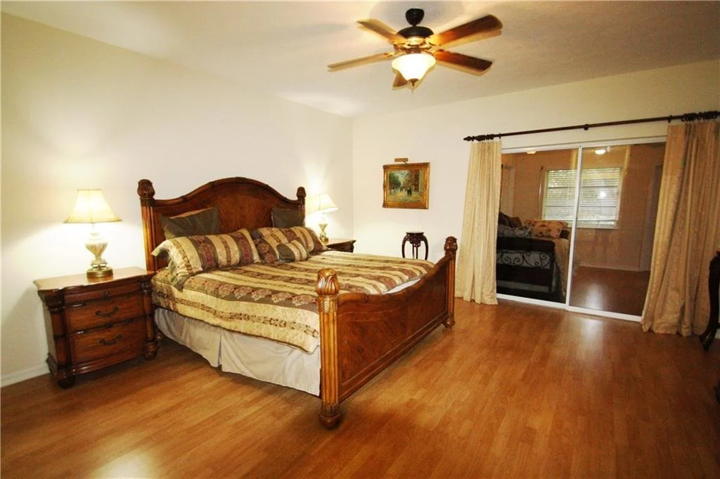 Photo of 3832 SE Fairway W