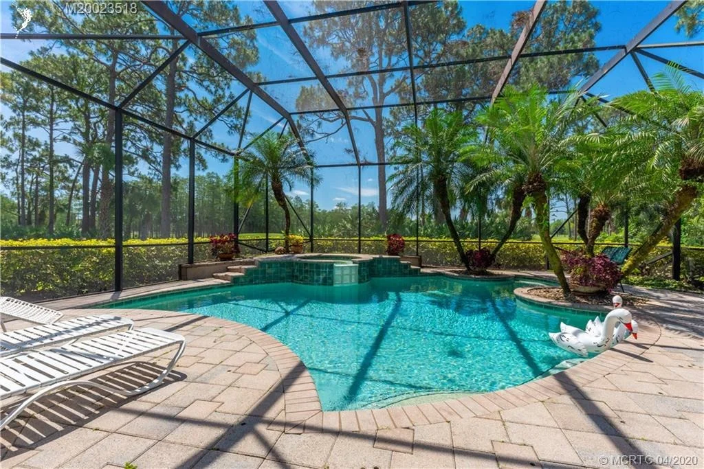 Photo of 1920 SE Colony Way
