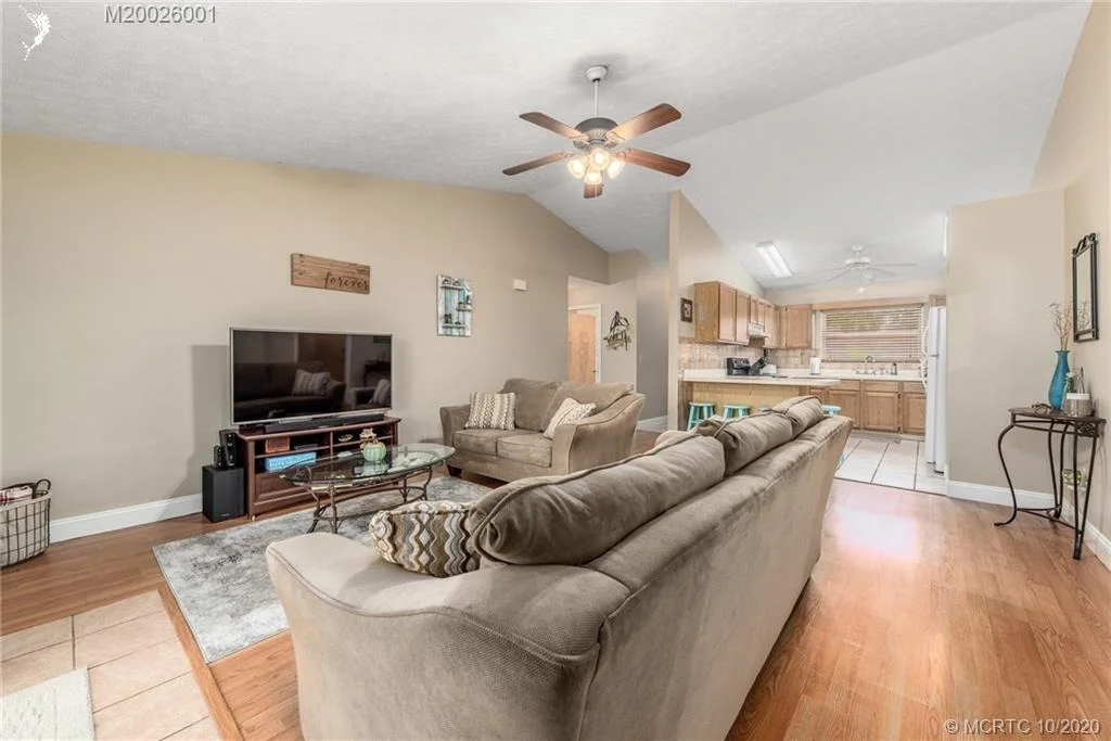 Photo of 903 NW 12th Terrace