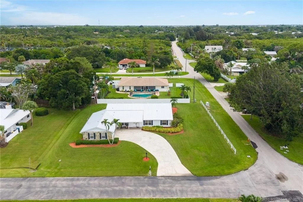 Photo of 2375 NW Cove View