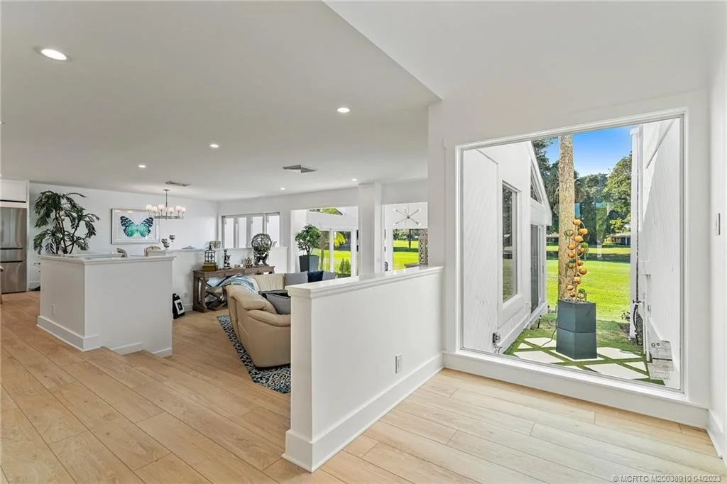 Photo of 17263 Bay Street