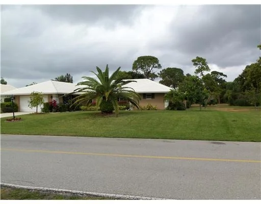Photo of 3399 SE GOLF Trail