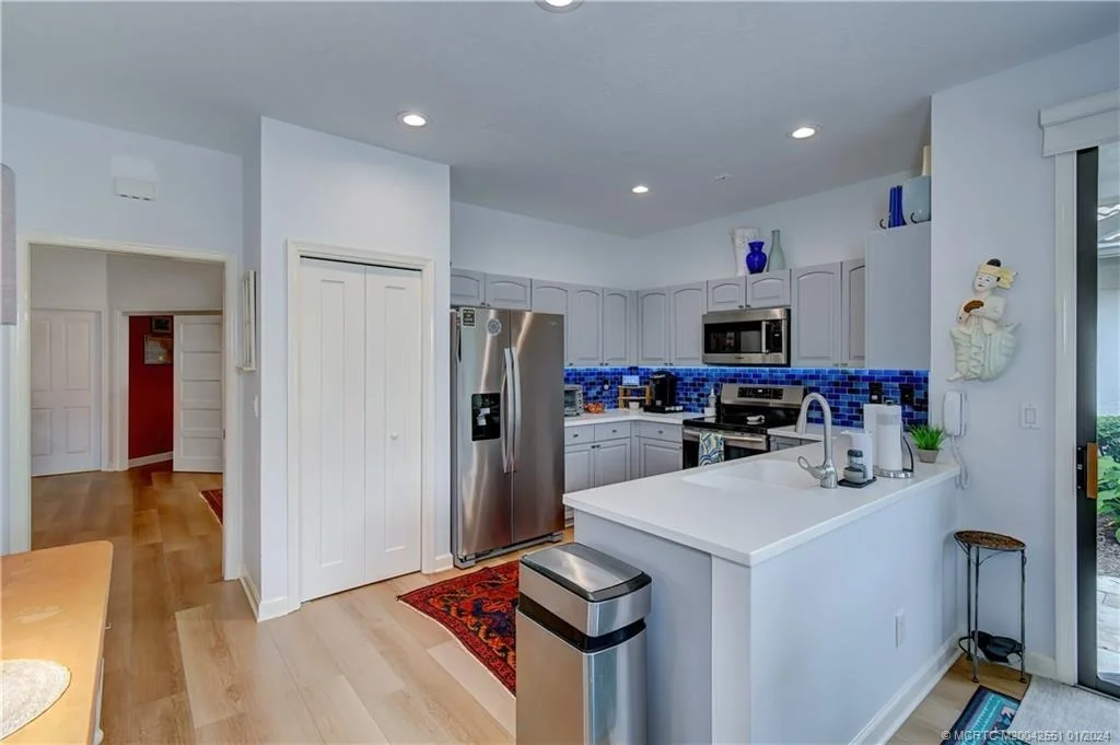 Photo of 3290 SE Cambridge Drive