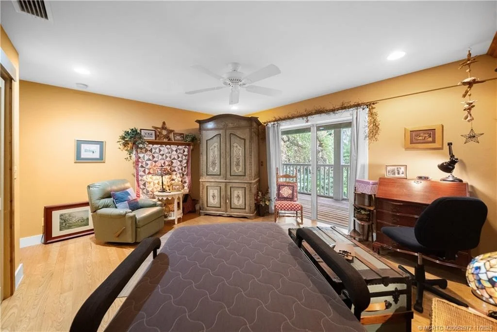 Photo of 12 Oak Hill Way