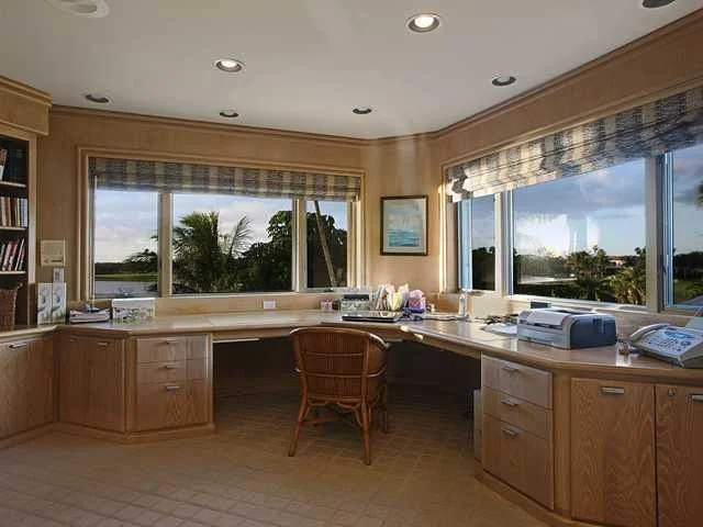 Photo of 6541 SE HARBOR Circle