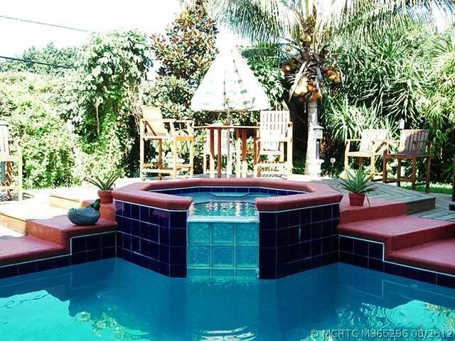 Photo of 15 MIDDLE Road