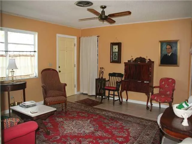 Photo of 1480 SE 13th Street