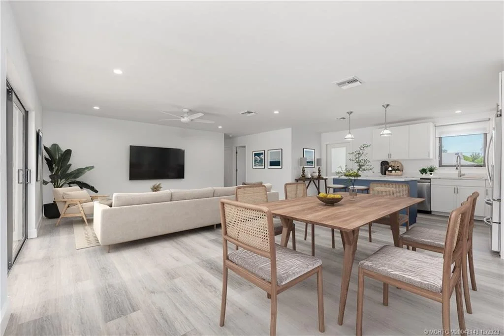 Photo of 5036 SE Manatee Terrace