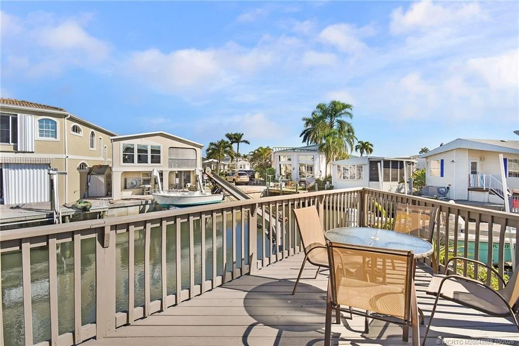 Photo of 29 Nettles Boulevard