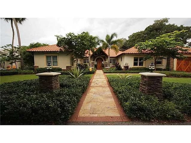 Photo of 3664 SE Malibu Lane